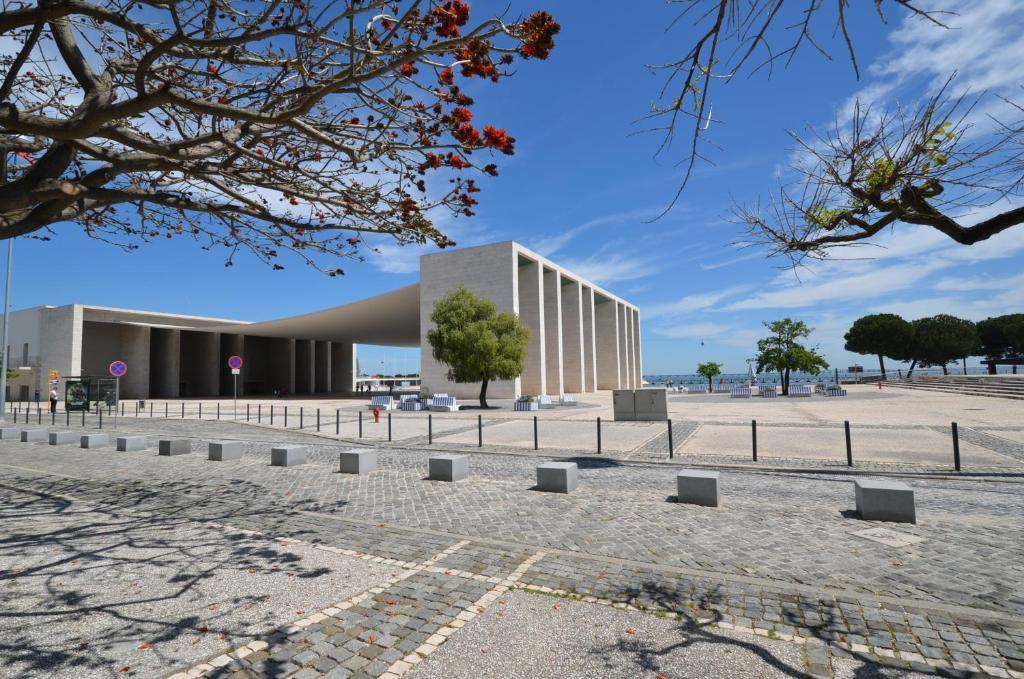 Expo Oriente Lis Apartment Lisbon Exterior photo